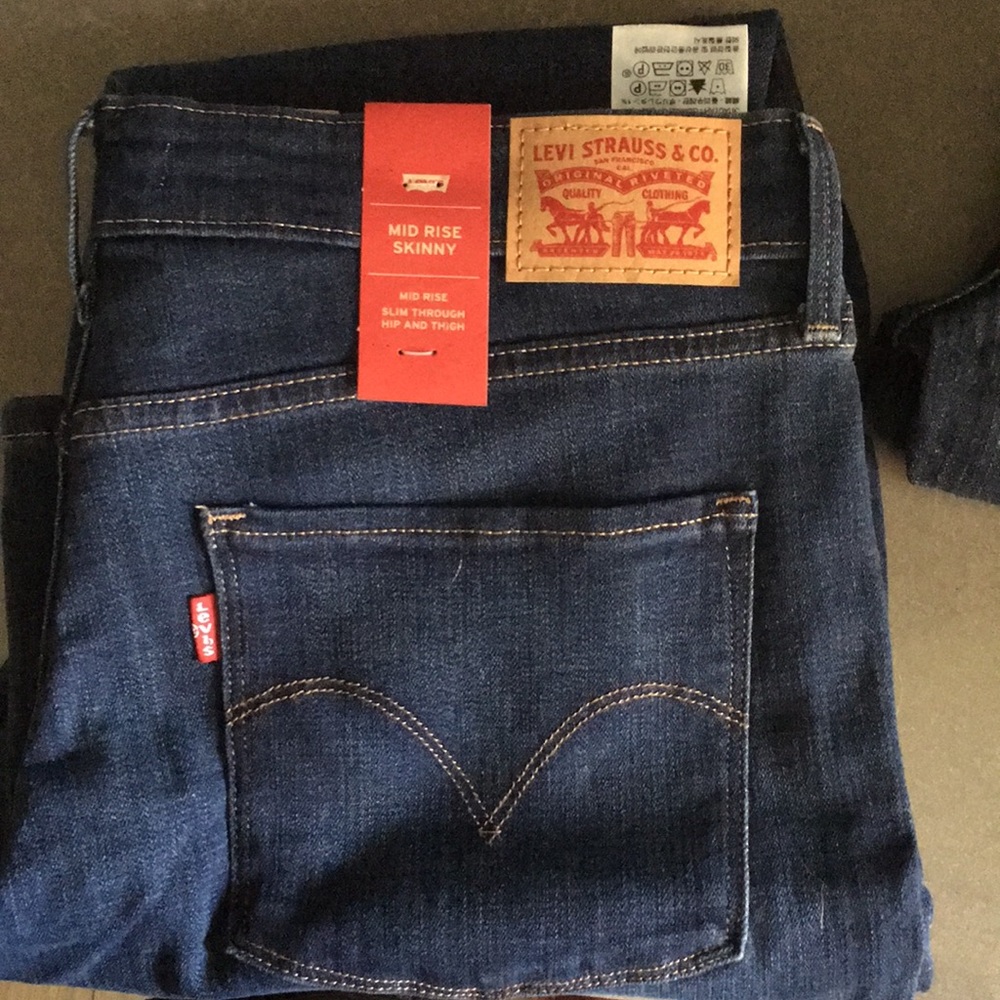 Women's Levi's